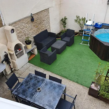Ferienwohnung Chez Sabine Magny-Cours Exterior foto
